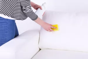 חומר ניקוי ספות